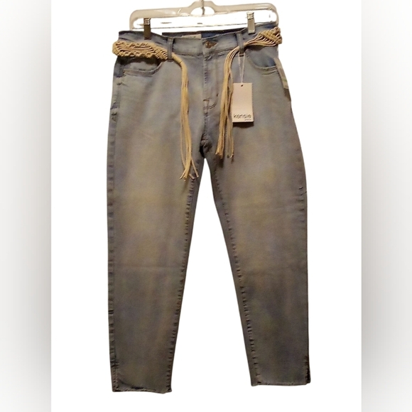 Kenzie Jeans - Lite Wash Skinny,Cropped,Slightly Distressed Jeans W/Braided Belt - Picture 15 of 16